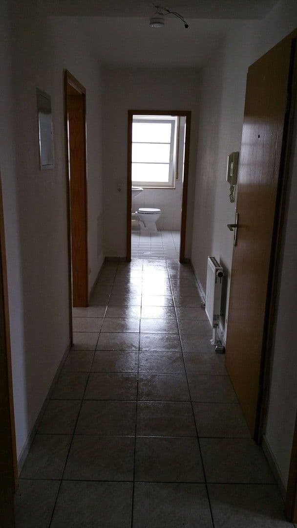 Prenájom bytu 3-izbový 83 m², Rüsselsheim am Main, Hesensko Prenájom bytu 3-izbový 83 m², Rüsselsheim am Main, Hesensko