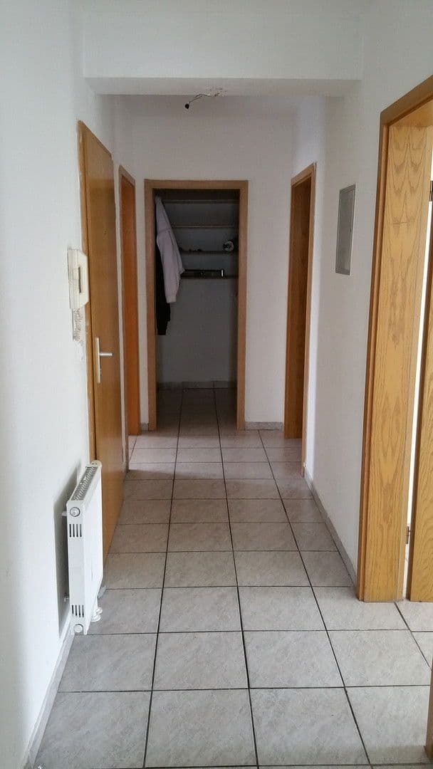 Prenájom bytu 3-izbový 83 m², Rüsselsheim am Main, Hesensko Prenájom bytu 3-izbový 83 m², Rüsselsheim am Main, Hesensko