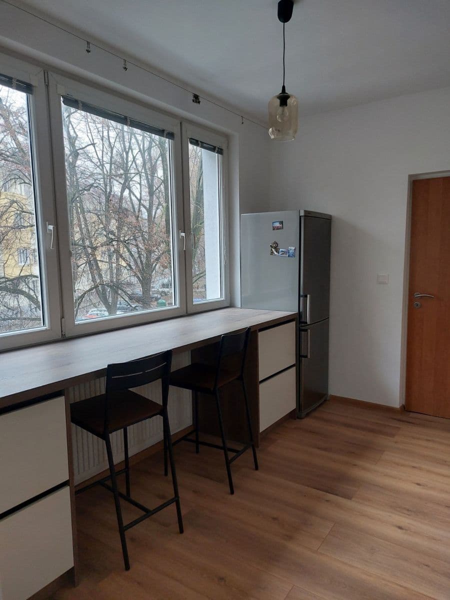 Prenájom bytu 3-izbový 75 m², Československej armády, Banská Bystrica, Banskobystrický kraj Prenájom bytu 3-izbový 75 m², Československej armády, Banská Bystrica, Banskobystrický kraj