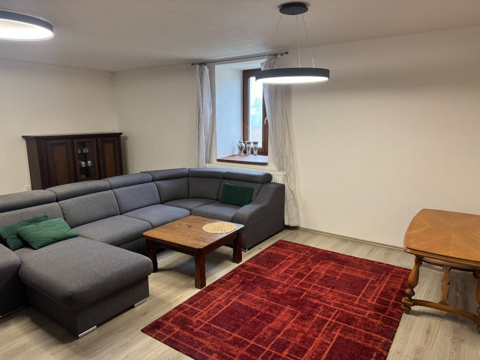 Prenájom bytu 3-izbový 95 m², Protivín, Jihočeský kraj Prenájom bytu 3-izbový 95 m², Protivín, Jihočeský kraj