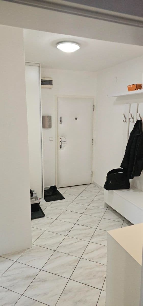 Predaj bytu 3-izbový 77 m², Ečerova, Brno, Jihomoravský kraj Predaj bytu 3-izbový 77 m², Ečerova, Brno, Jihomoravský kraj