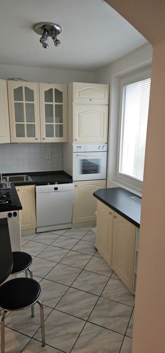 Predaj bytu 3-izbový 77 m², Ečerova, Brno, Jihomoravský kraj Predaj bytu 3-izbový 77 m², Ečerova, Brno, Jihomoravský kraj