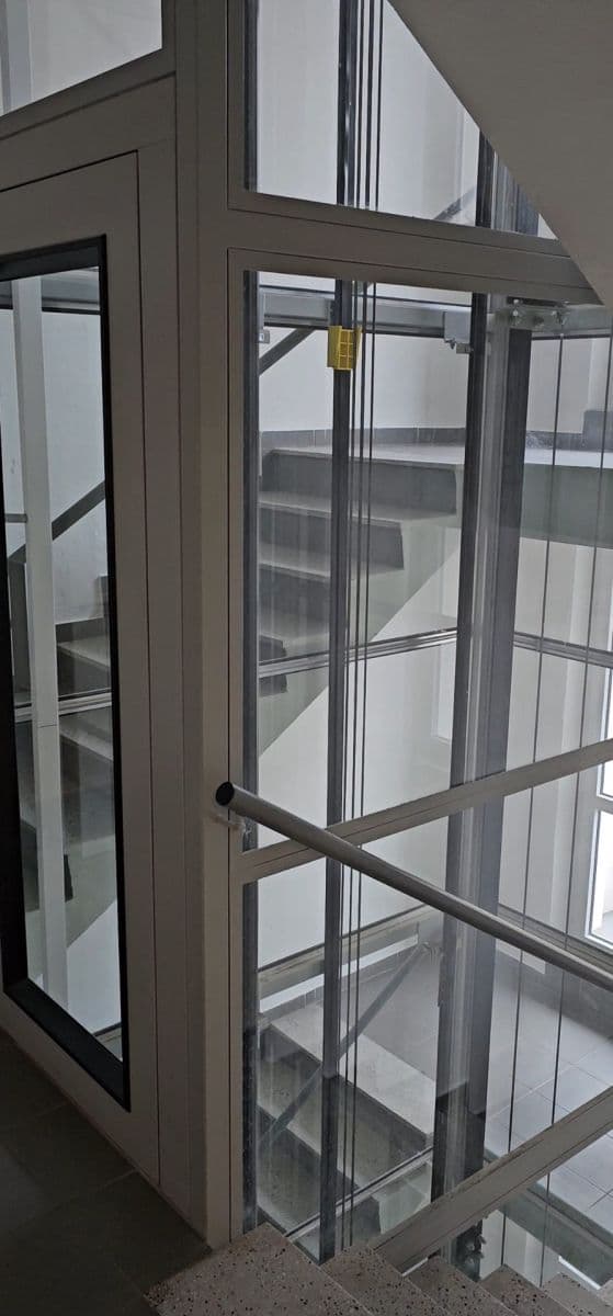 Predaj bytu 3-izbový 77 m², Ečerova, Brno, Jihomoravský kraj Predaj bytu 3-izbový 77 m², Ečerova, Brno, Jihomoravský kraj