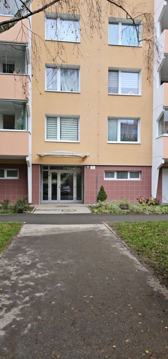 Predaj bytu 3-izbový 77 m², Ečerova, Brno, Jihomoravský kraj Predaj bytu 3-izbový 77 m², Ečerova, Brno, Jihomoravský kraj
