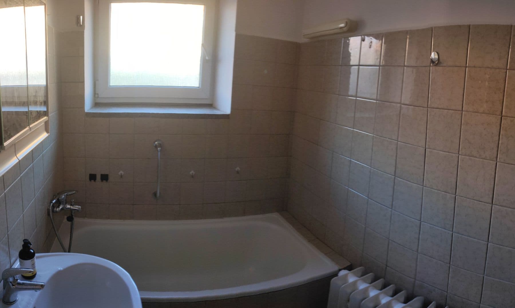 Prenájom bytu 2-izbový 50 m², Jeremenkova, Praha, Praha Prenájom bytu 2-izbový 50 m², Jeremenkova, Praha, Praha