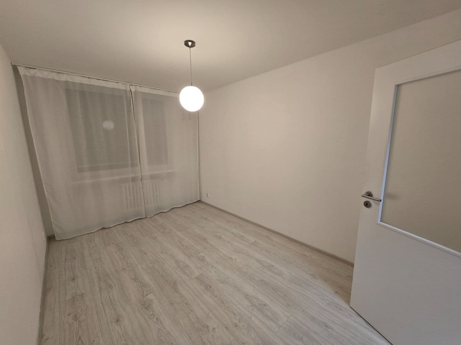 Prenájom bytu 2-izbový 45 m², Frýdlantská, Praha, Praha Prenájom bytu 2-izbový 45 m², Frýdlantská, Praha, Praha