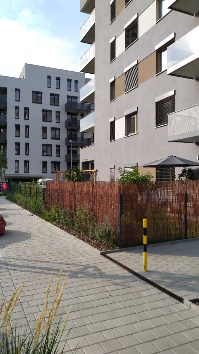 Prenájom bytu 1-izbový 34 m², Waltariho, Praha, Praha Prenájom bytu 1-izbový 34 m², Waltariho, Praha, Praha