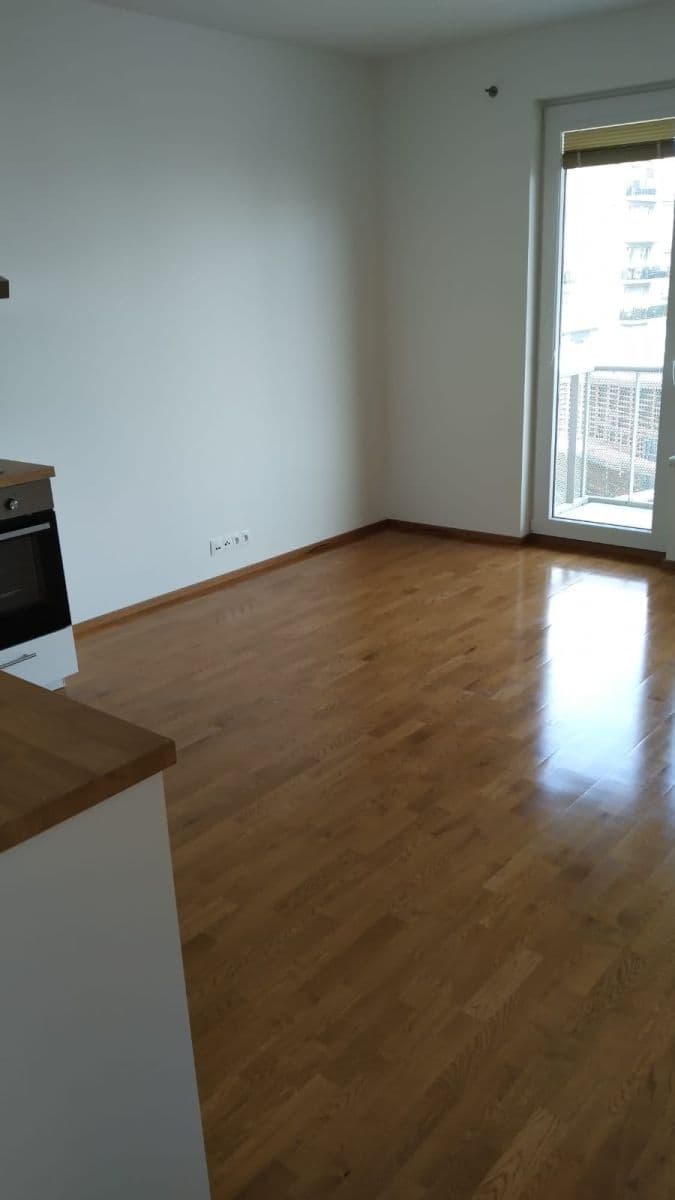 Prenájom bytu 1-izbový 34 m², Waltariho, Praha, Praha Prenájom bytu 1-izbový 34 m², Waltariho, Praha, Praha