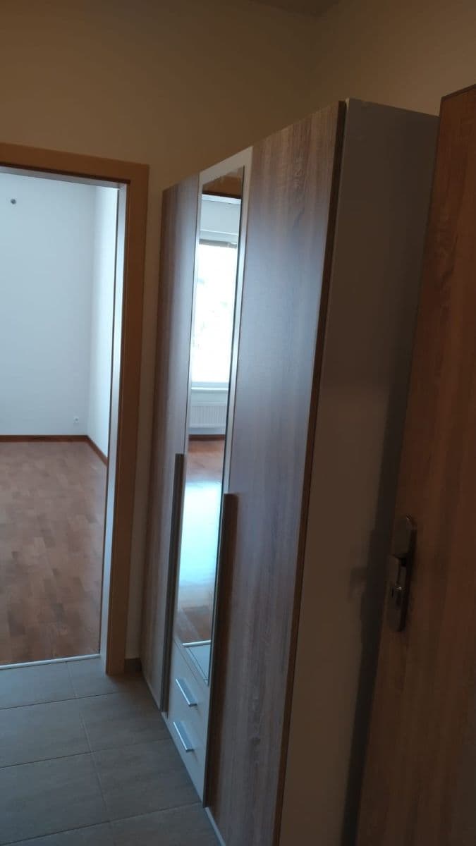 Prenájom bytu 1-izbový 34 m², Waltariho, Praha, Praha Prenájom bytu 1-izbový 34 m², Waltariho, Praha, Praha