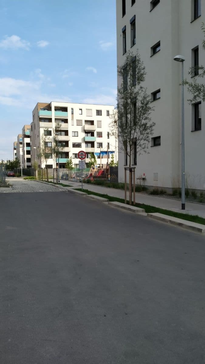 Prenájom bytu 1-izbový 34 m², Waltariho, Praha, Praha Prenájom bytu 1-izbový 34 m², Waltariho, Praha, Praha