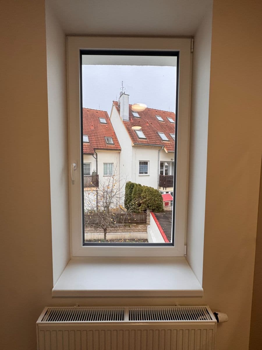 Prenájom bytu 1-izbový 41 m², Na Mokřině, Praha, Praha Prenájom bytu 1-izbový 41 m², Na Mokřině, Praha, Praha