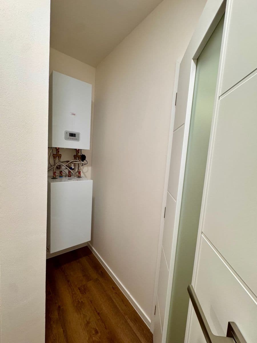 Prenájom bytu 1-izbový 41 m², Na Mokřině, Praha, Praha Prenájom bytu 1-izbový 41 m², Na Mokřině, Praha, Praha