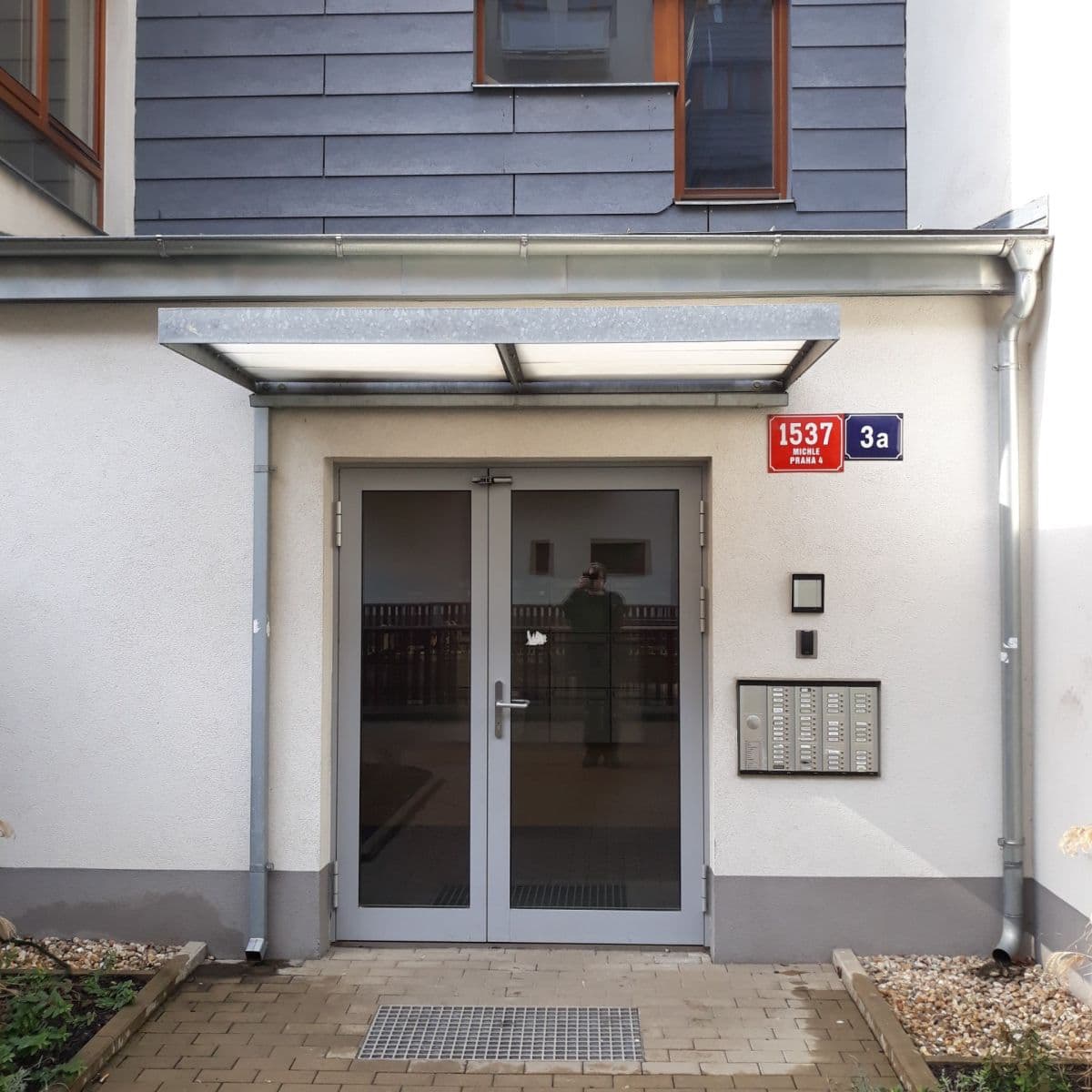 Prenájom bytu 3-izbový 80 m², Hanusova, Praha, Praha Prenájom bytu 3-izbový 80 m², Hanusova, Praha, Praha