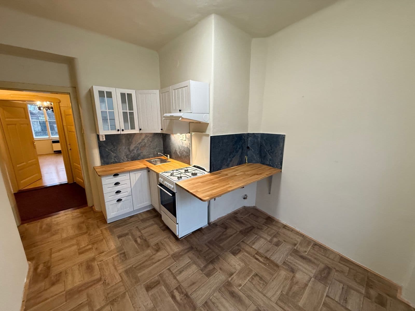 Prenájom bytu 1-izbový 39 m², Francouzská, Praha, Praha Prenájom bytu 1-izbový 39 m², Francouzská, Praha, Praha