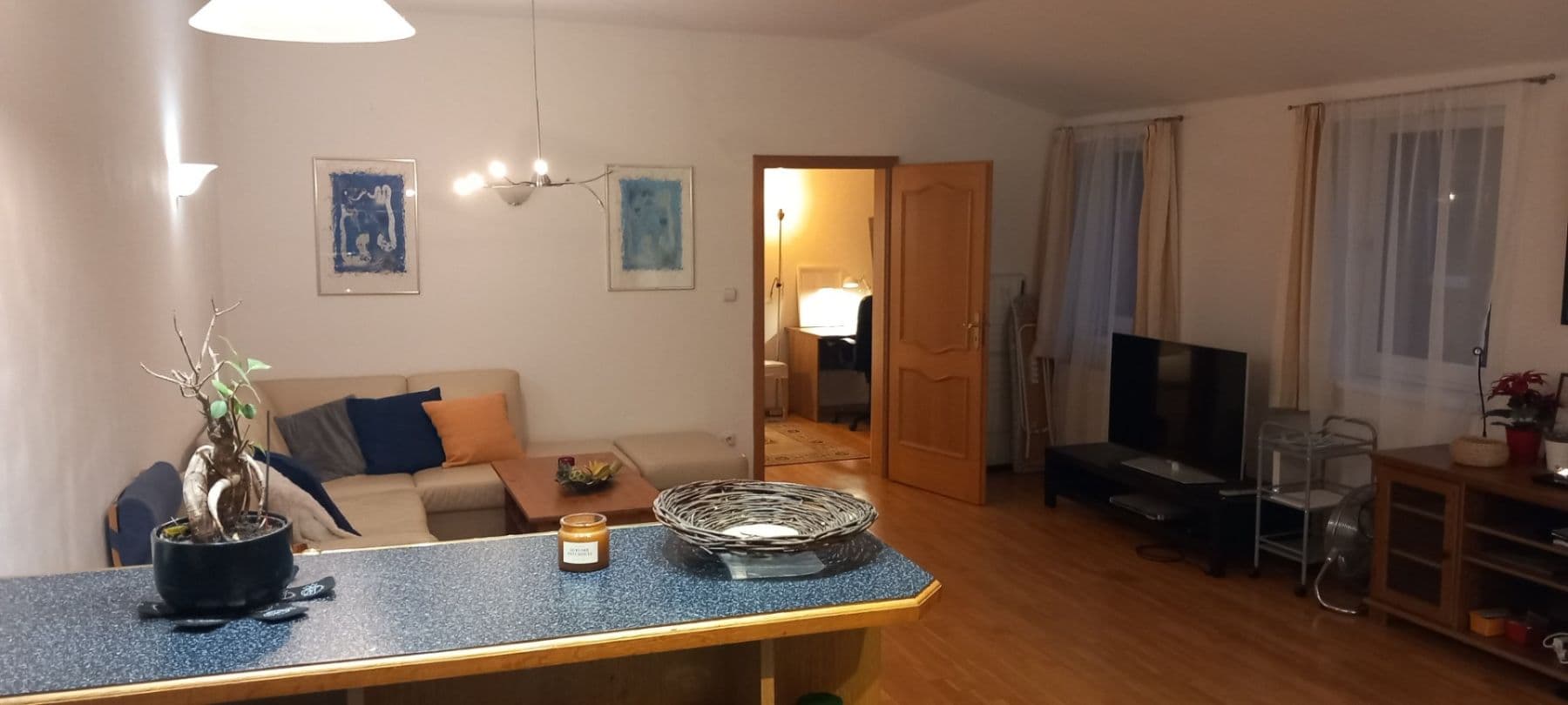 Prenájom bytu 2-izbový 54 m², Medená, Bratislava - mestská časť Staré Mesto, Bratislavský kraj Prenájom bytu 2-izbový 54 m², Medená, Bratislava - mestská časť Staré Mesto, Bratislavský kraj