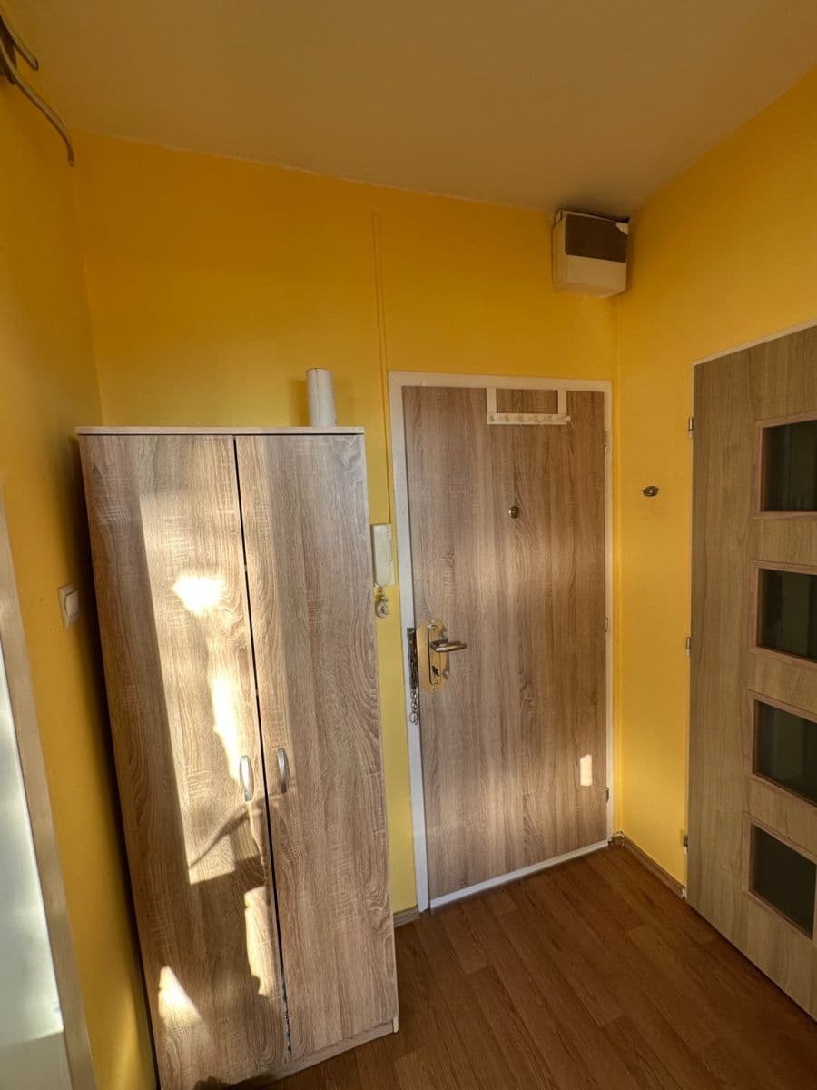 Prenájom bytu 2-izbový 42 m², Haškova, Liberec, Liberecký kraj Prenájom bytu 2-izbový 42 m², Haškova, Liberec, Liberecký kraj