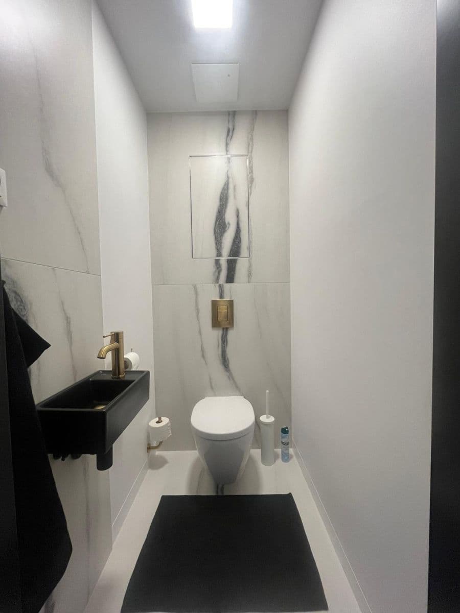 Prenájom bytu 2-izbový 56 m², V Mezihoří, Praha, Praha Prenájom bytu 2-izbový 56 m², V Mezihoří, Praha, Praha