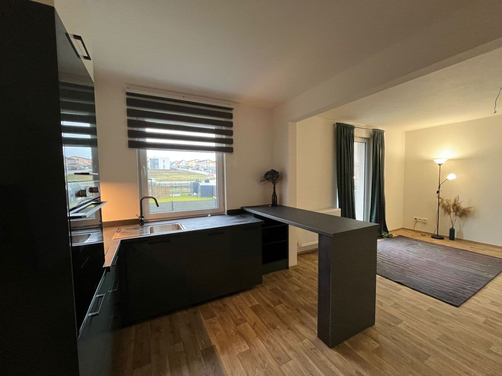 Prenájom bytu 1-izbový 37 m², Nehvizdy, Středočeský kraj Prenájom bytu 1-izbový 37 m², Nehvizdy, Středočeský kraj