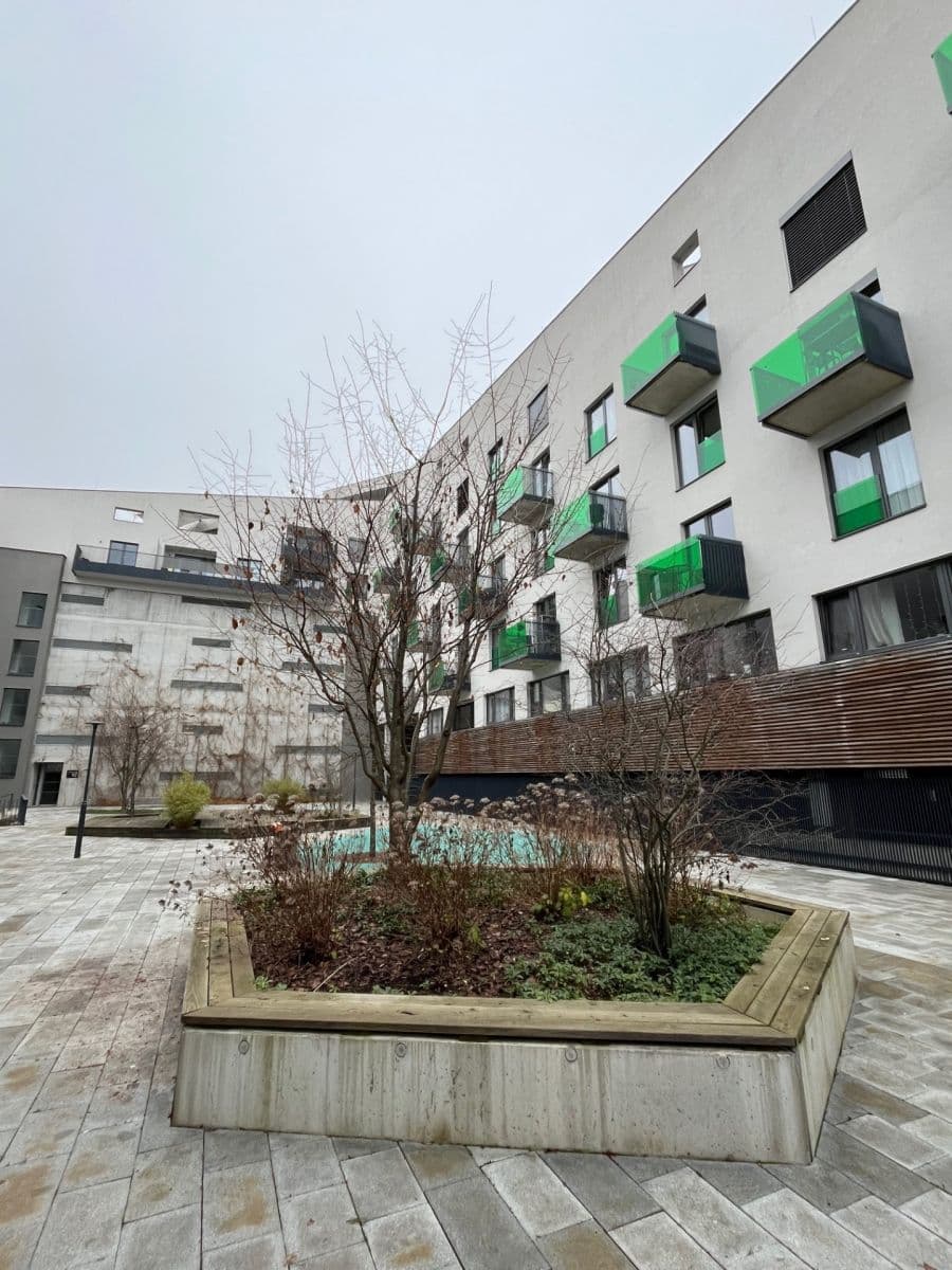 Prenájom bytu 2-izbový 55 m², Papírnická, Plzeň, Plzeňský kraj Prenájom bytu 2-izbový 55 m², Papírnická, Plzeň, Plzeňský kraj