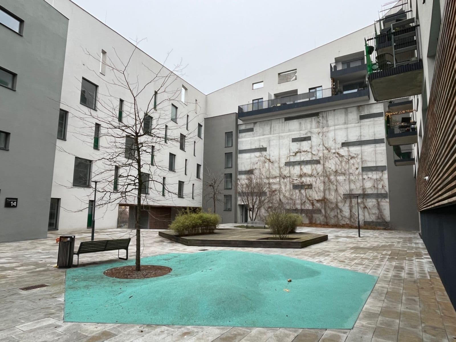 Prenájom bytu 2-izbový 55 m², Papírnická, Plzeň, Plzeňský kraj Prenájom bytu 2-izbový 55 m², Papírnická, Plzeň, Plzeňský kraj