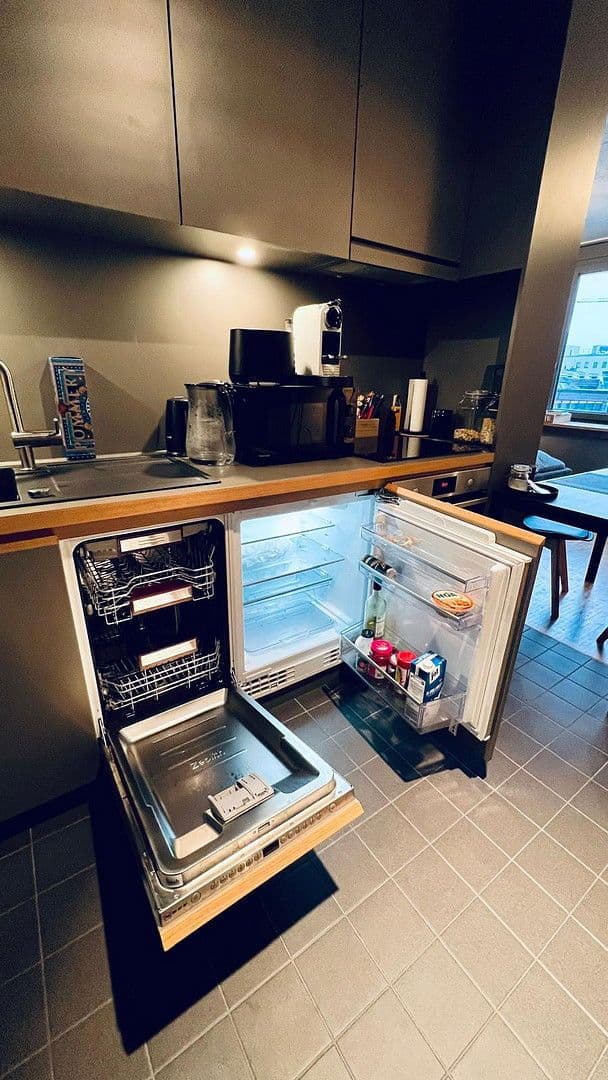 Prenájom bytu 1-izbový 31 m², Antoniterstr 14-16, Köln, Severné Porýnie - Westfálsko Prenájom bytu 1-izbový 31 m², Antoniterstr 14-16, Köln, Severné Porýnie - Westfálsko