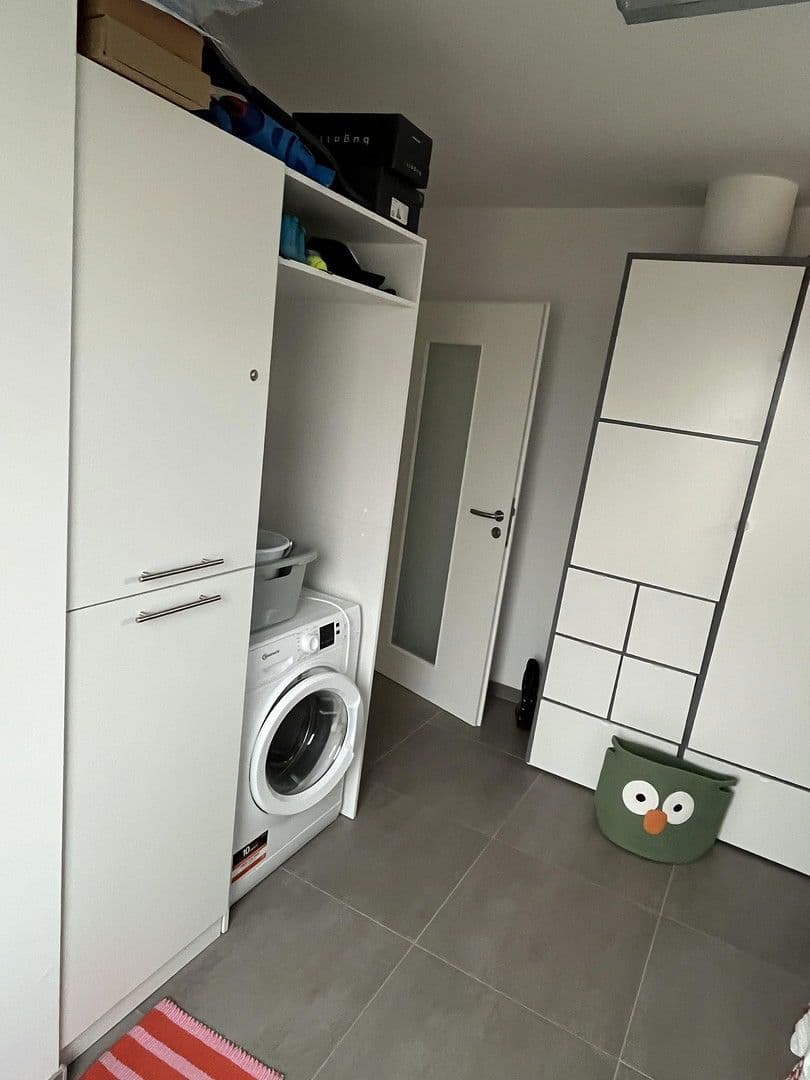 Prenájom domu 146 m², pozemek 750 m², Lübeck, Šlezvicko-Holštajnsko Prenájom domu 146 m², pozemek 750 m², Lübeck, Šlezvicko-Holštajnsko