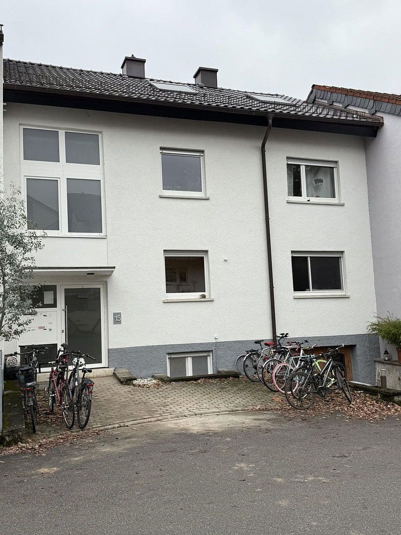 Prenájom bytu 3-izbový 47 m², Am Kronenburger Hof 15, Dossenheim, Bádensko-Wurttembersko Prenájom bytu 3-izbový 47 m², Am Kronenburger Hof 15, Dossenheim, Bádensko-Wurttembersko