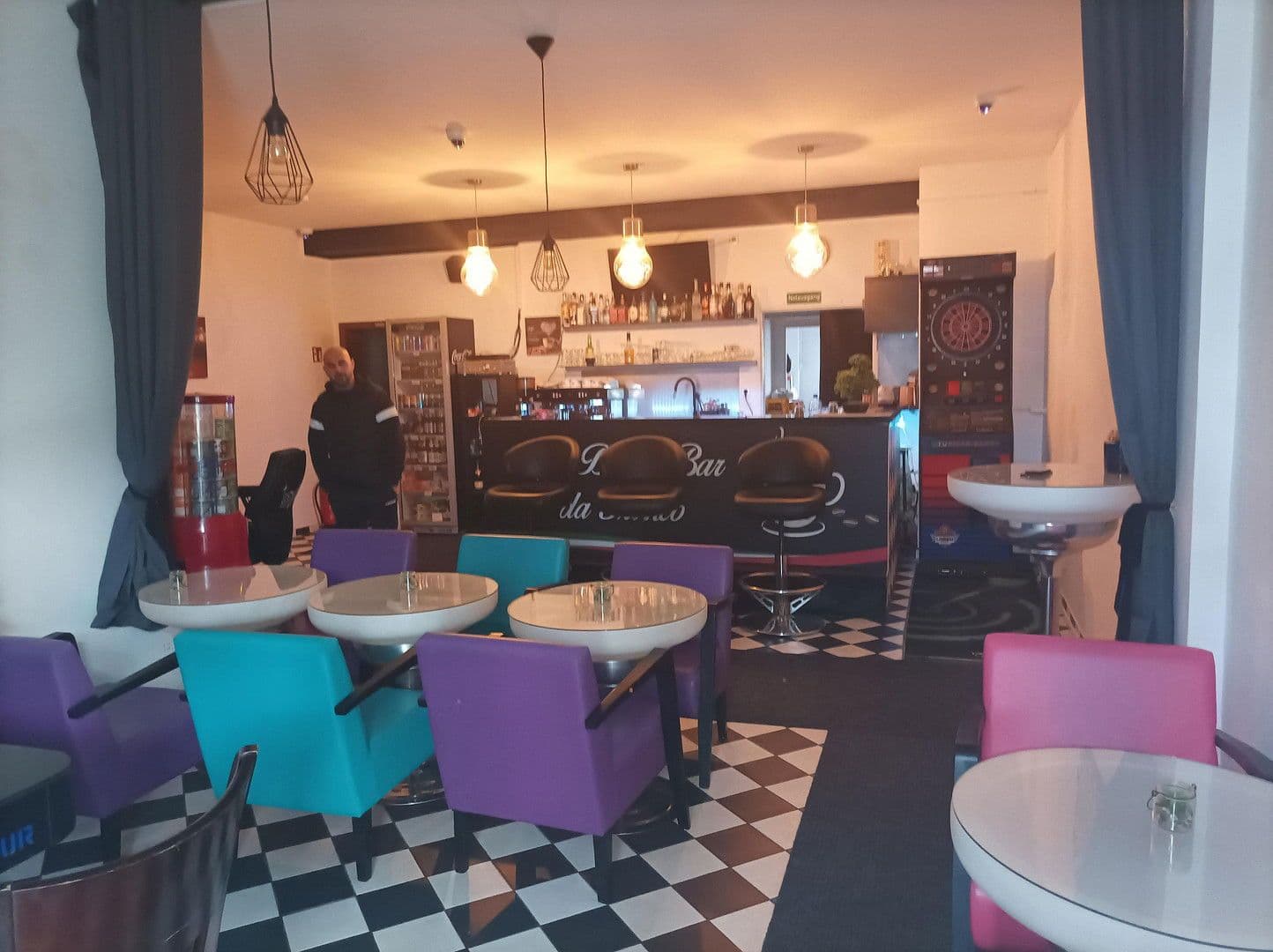 Prenájom nebytového priestoru 75 m², Herzog Philipplatz 7, Ostfildern, Bádensko-Wurttembersko Prenájom nebytového priestoru 75 m², Herzog Philipplatz 7, Ostfildern, Bádensko-Wurttembersko