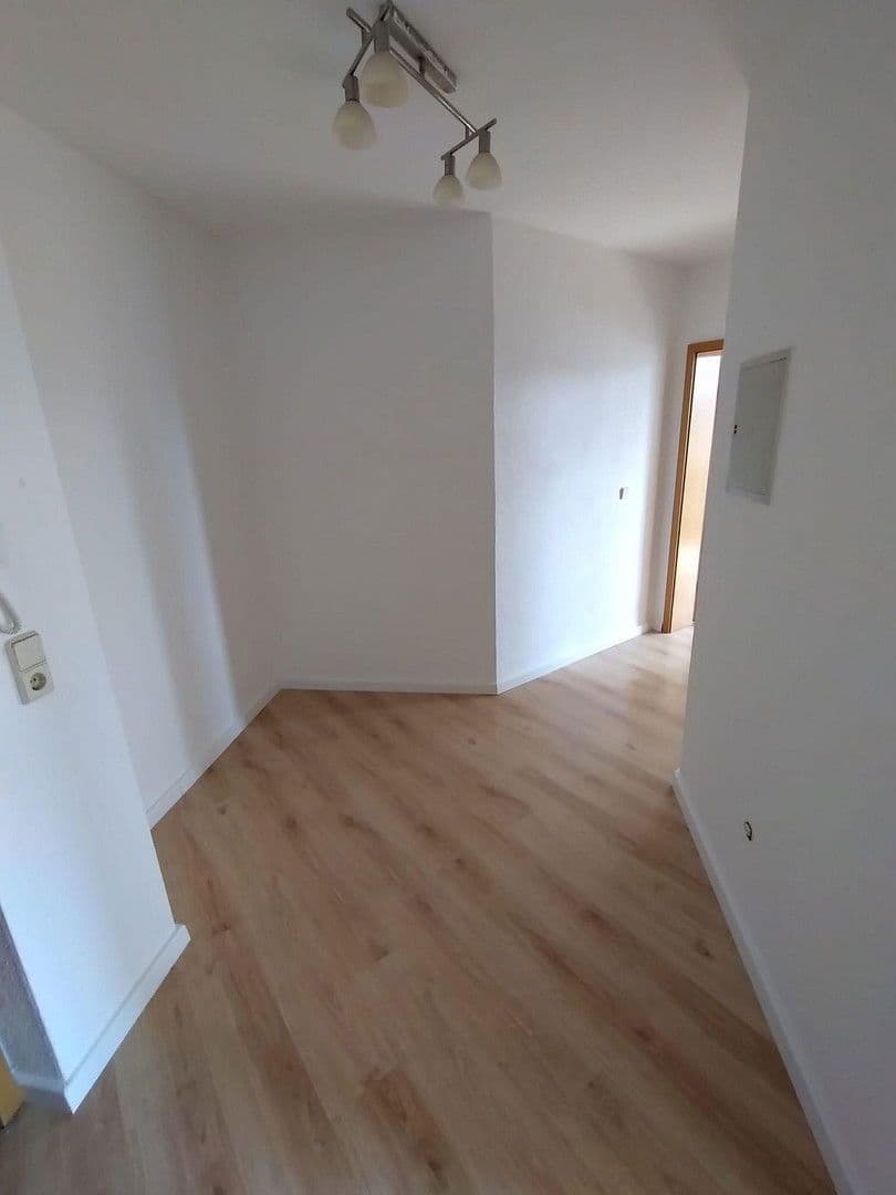 Prenájom bytu 2-izbový 60 m², Haselbrunner Str. 73, Plavno, Sasko Prenájom bytu 2-izbový 60 m², Haselbrunner Str. 73, Plavno, Sasko
