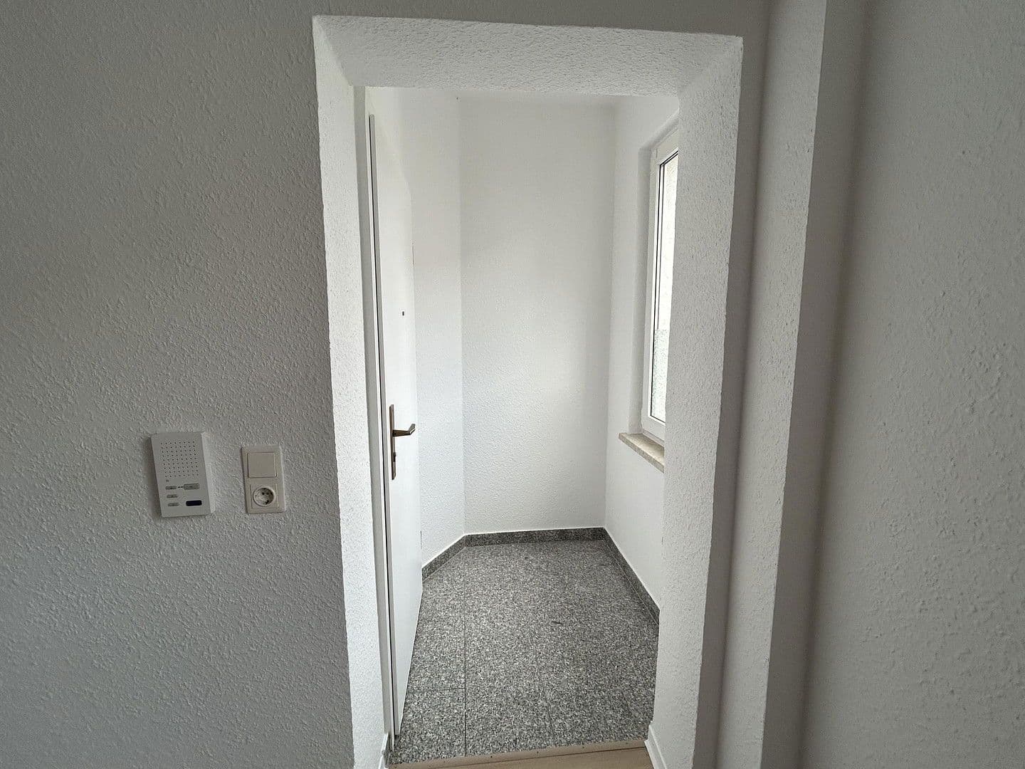 Prenájom bytu 2-izbový 66 m², Halberstädter Straße 76, Magdeburg, Sasko-Anhaltsko Prenájom bytu 2-izbový 66 m², Halberstädter Straße 76, Magdeburg, Sasko-Anhaltsko
