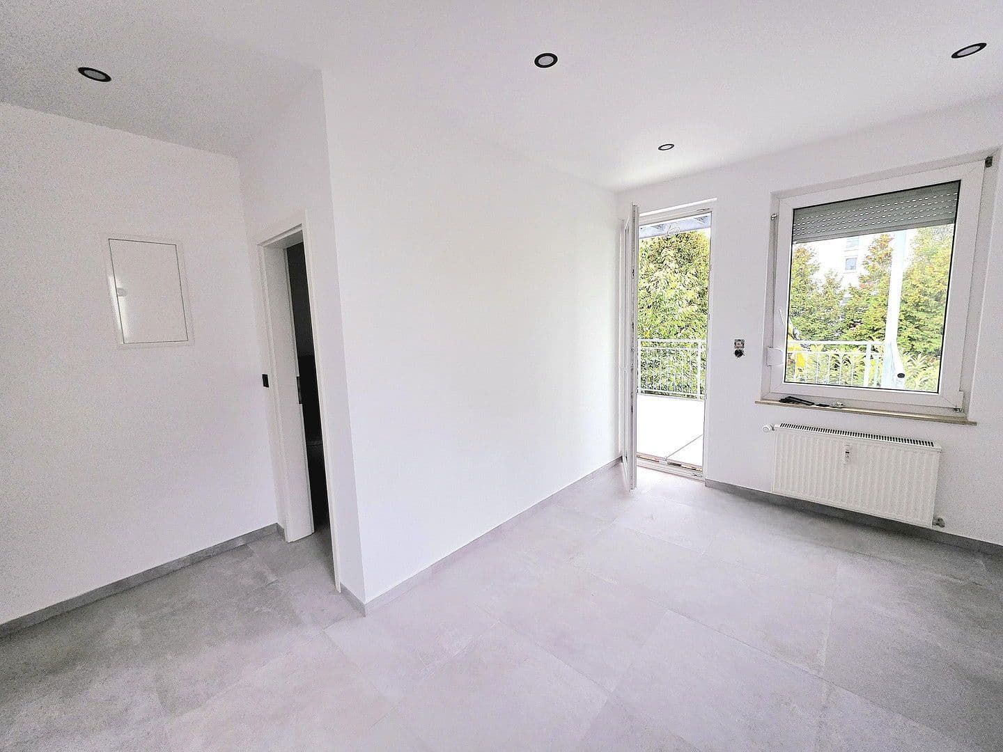 Prenájom bytu 4-izbový 100 m², Obereisesheimerstraße 21, Heilbronn Neckargartach, Bádensko-Wurttembersko Prenájom bytu 4-izbový 100 m², Obereisesheimerstraße 21, Heilbronn Neckargartach, Bádensko-Wurttembersko