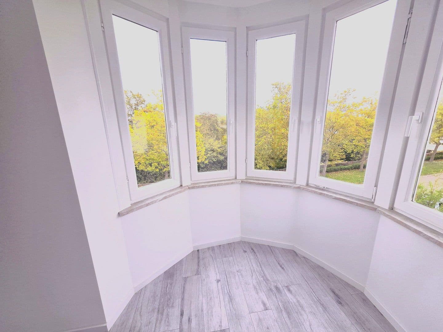 Prenájom bytu 4-izbový 100 m², Obereisesheimerstraße 21, Heilbronn Neckargartach, Bádensko-Wurttembersko Prenájom bytu 4-izbový 100 m², Obereisesheimerstraße 21, Heilbronn Neckargartach, Bádensko-Wurttembersko