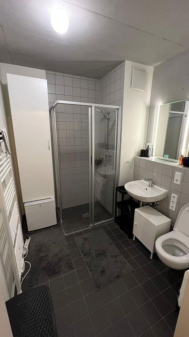 Prenájom bytu 1-izbový 31 m², Antoniterstr 14-16, Köln, Severné Porýnie - Westfálsko Prenájom bytu 1-izbový 31 m², Antoniterstr 14-16, Köln, Severné Porýnie - Westfálsko