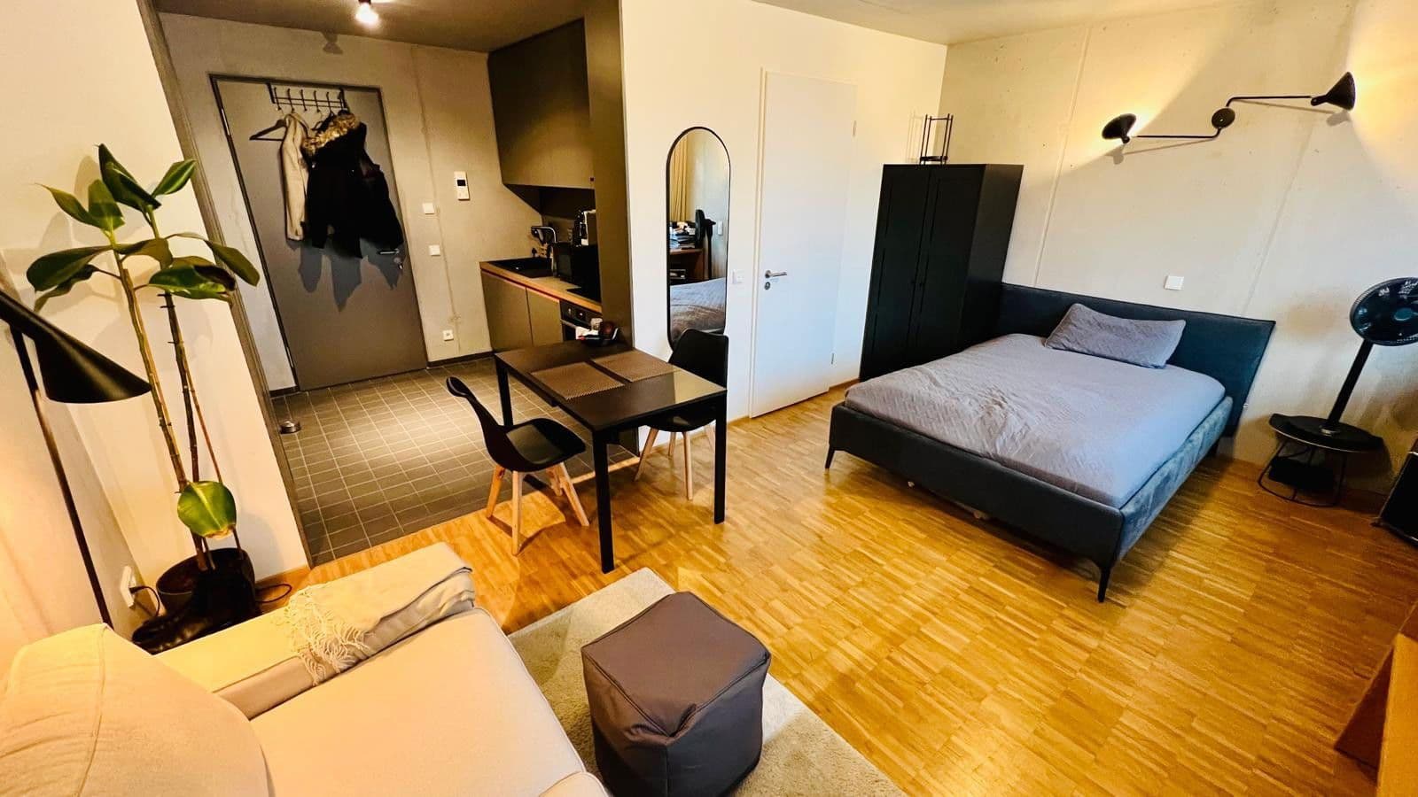 Prenájom bytu 1-izbový 31 m², Antoniterstr 14-16, Köln, Severné Porýnie - Westfálsko Prenájom bytu 1-izbový 31 m², Antoniterstr 14-16, Köln, Severné Porýnie - Westfálsko