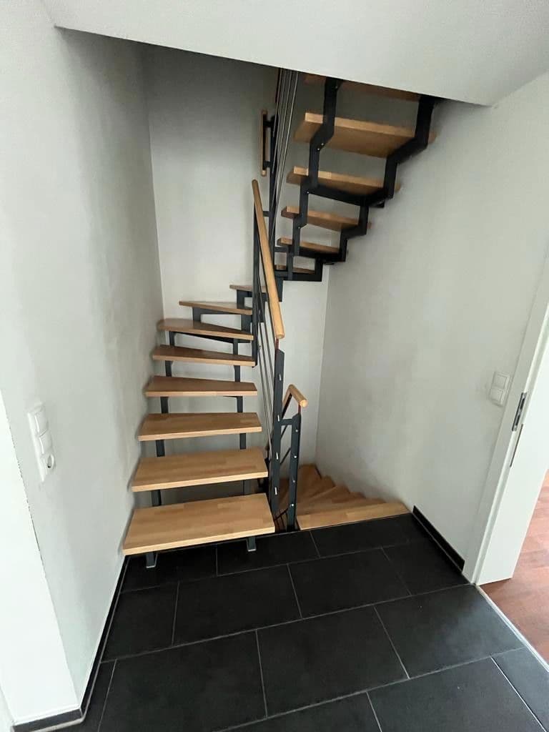 Prenájom domu 149 m², pozemek 220 m², Vogelbeergweg 4, Ehningen, Bádensko-Wurttembersko Prenájom domu 149 m², pozemek 220 m², Vogelbeergweg 4, Ehningen, Bádensko-Wurttembersko