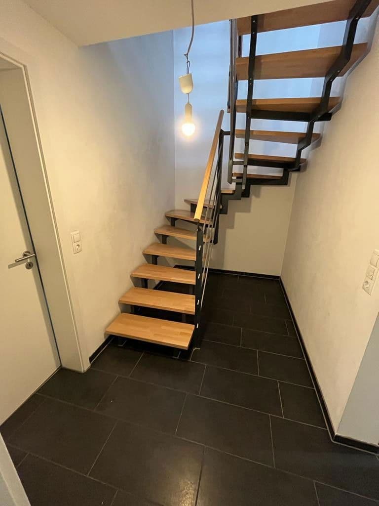 Prenájom domu 149 m², pozemek 220 m², Vogelbeergweg 4, Ehningen, Bádensko-Wurttembersko Prenájom domu 149 m², pozemek 220 m², Vogelbeergweg 4, Ehningen, Bádensko-Wurttembersko