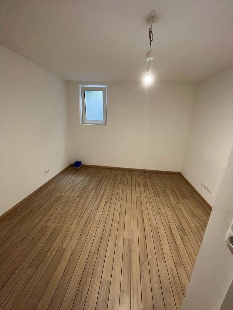 Prenájom domu 149 m², pozemek 220 m², Vogelbeergweg 4, Ehningen, Bádensko-Wurttembersko Prenájom domu 149 m², pozemek 220 m², Vogelbeergweg 4, Ehningen, Bádensko-Wurttembersko