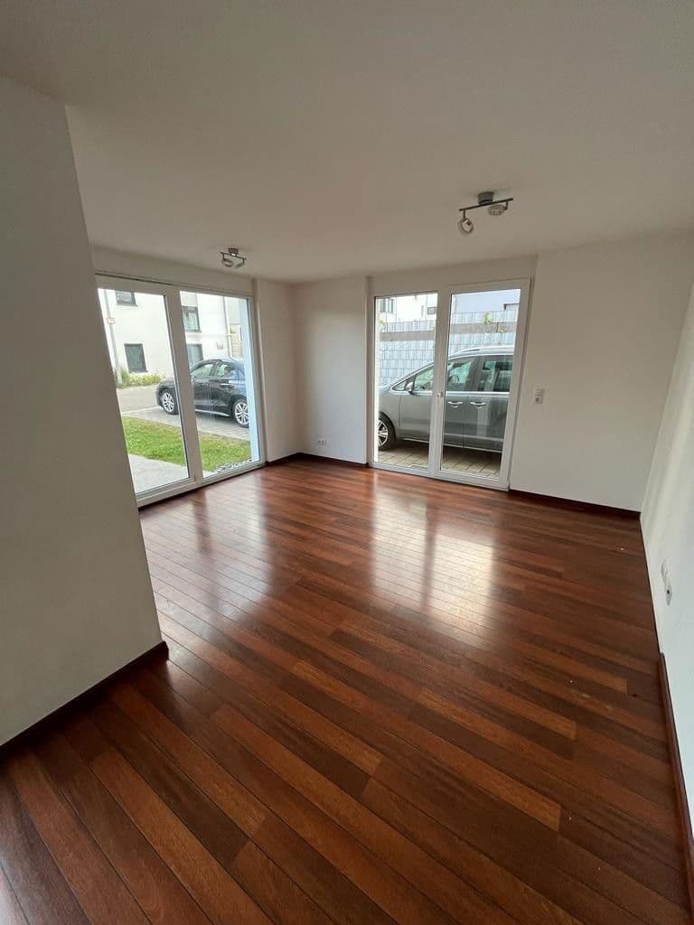 Prenájom domu 149 m², pozemek 220 m², Vogelbeergweg 4, Ehningen, Bádensko-Wurttembersko Prenájom domu 149 m², pozemek 220 m², Vogelbeergweg 4, Ehningen, Bádensko-Wurttembersko