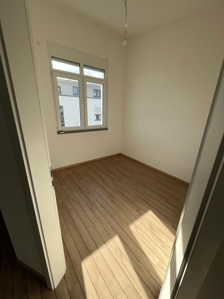 Prenájom domu 149 m², pozemek 220 m², Vogelbeergweg 4, Ehningen, Bádensko-Wurttembersko Prenájom domu 149 m², pozemek 220 m², Vogelbeergweg 4, Ehningen, Bádensko-Wurttembersko
