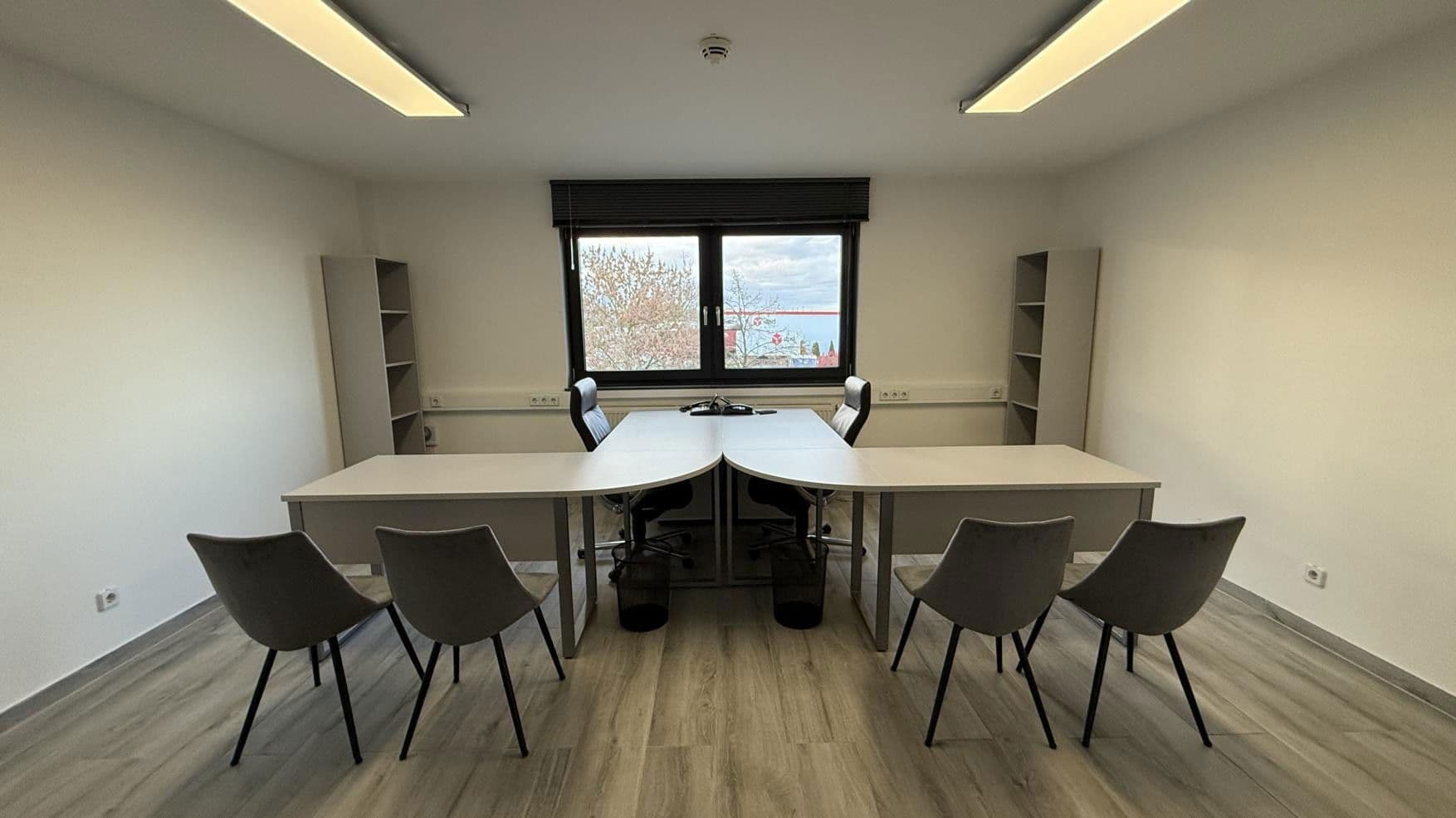 Predaj nebytového priestoru 1.582 m², Hilchenbacherstrasse 15, Krostitz, Sasko Predaj nebytového priestoru 1.582 m², Hilchenbacherstrasse 15, Krostitz, Sasko