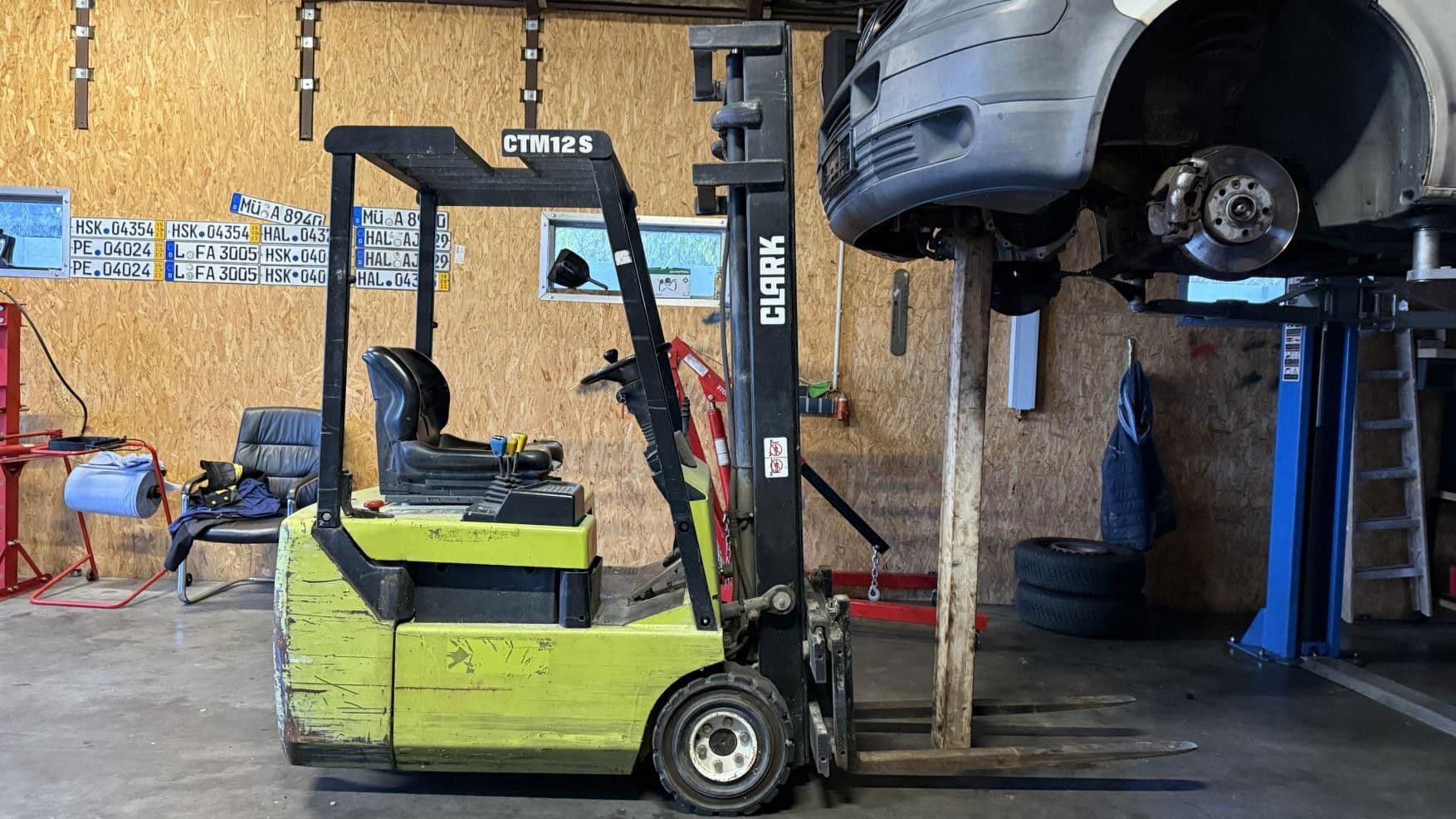 Predaj nebytového priestoru 1.582 m², Hilchenbacherstrasse 15, Krostitz, Sasko Predaj nebytového priestoru 1.582 m², Hilchenbacherstrasse 15, Krostitz, Sasko