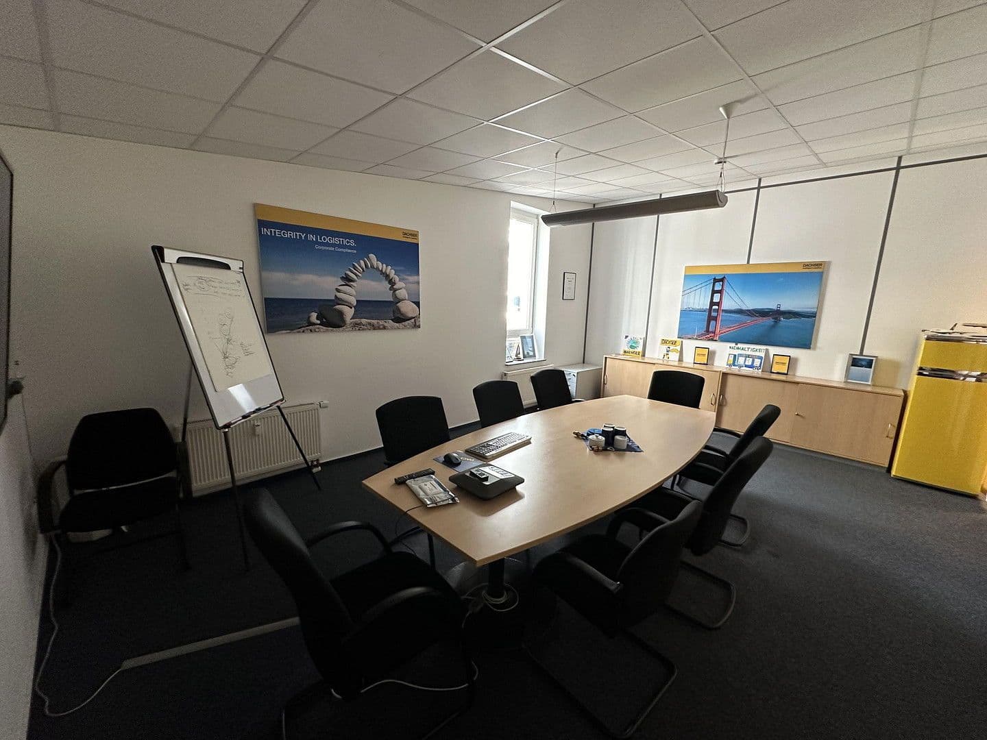 Prenájom kancelárie 500 m², Graf-Zeppelin-Str 8, Köln, Severné Porýnie - Westfálsko Prenájom kancelárie 500 m², Graf-Zeppelin-Str 8, Köln, Severné Porýnie - Westfálsko