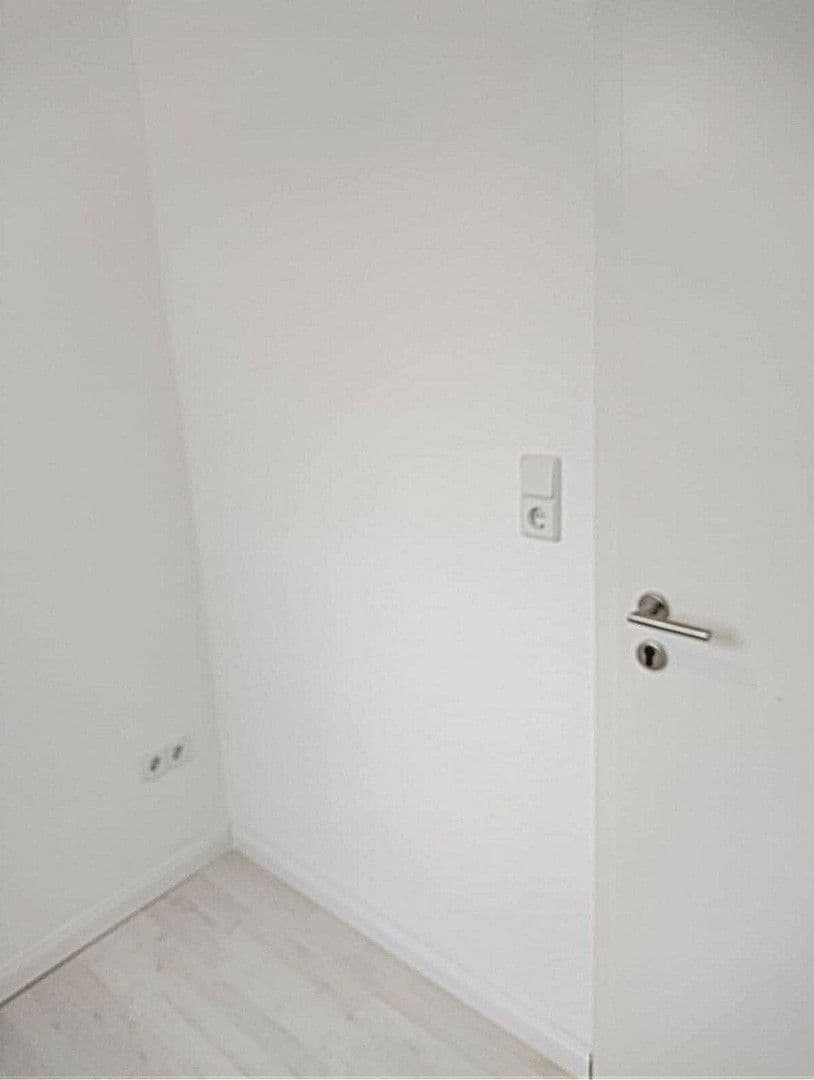 Prenájom bytu 2-izbový 65 m², Adolf-Reichwein-Str. 11, Werneuchen, Brandenbursko Prenájom bytu 2-izbový 65 m², Adolf-Reichwein-Str. 11, Werneuchen, Brandenbursko