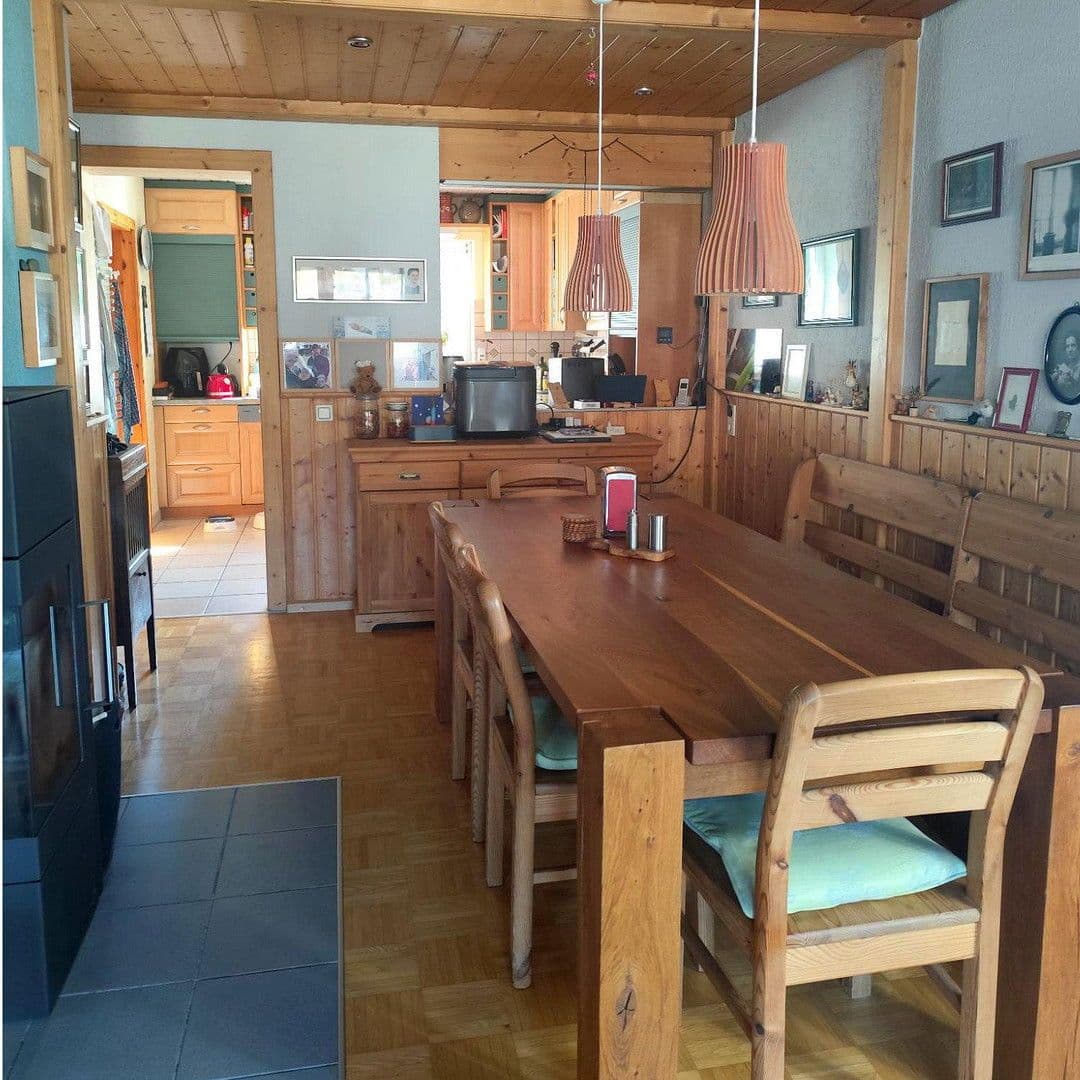 Predaj domu 173 m², pozemek 374 m², Ihringen, Bádensko-Wurttembersko Predaj domu 173 m², pozemek 374 m², Ihringen, Bádensko-Wurttembersko