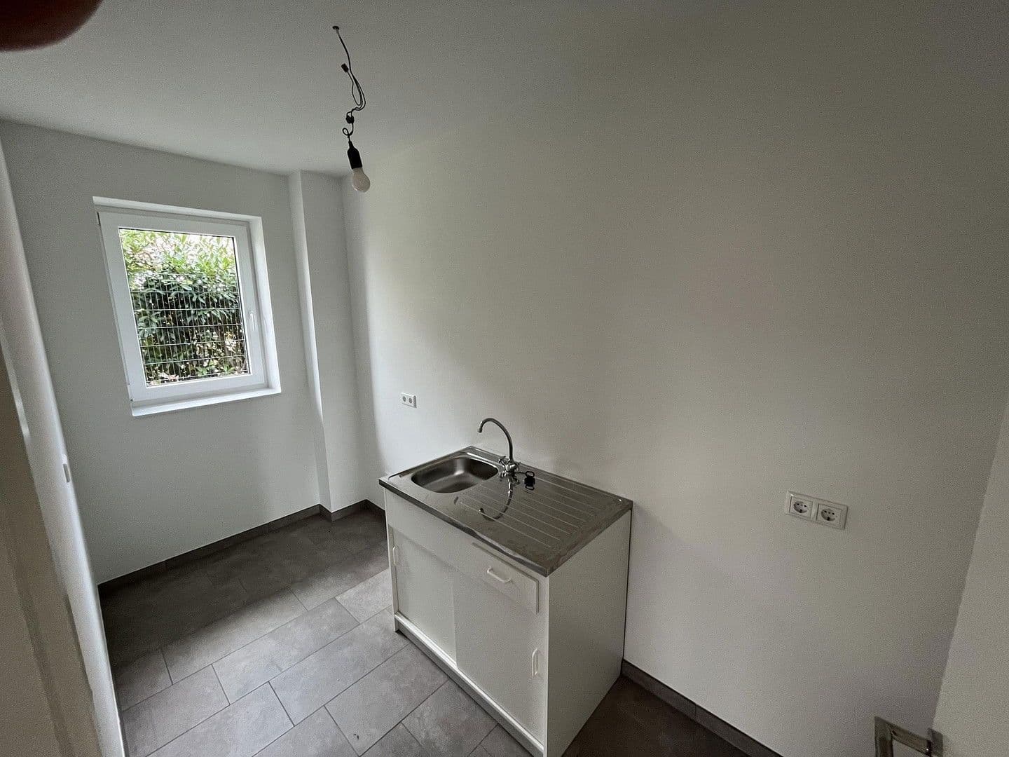Prenájom domu 134 m², pozemek 750 m², Krümser Str. 99 b, Drage, Dolné Sasko Prenájom domu 134 m², pozemek 750 m², Krümser Str. 99 b, Drage, Dolné Sasko