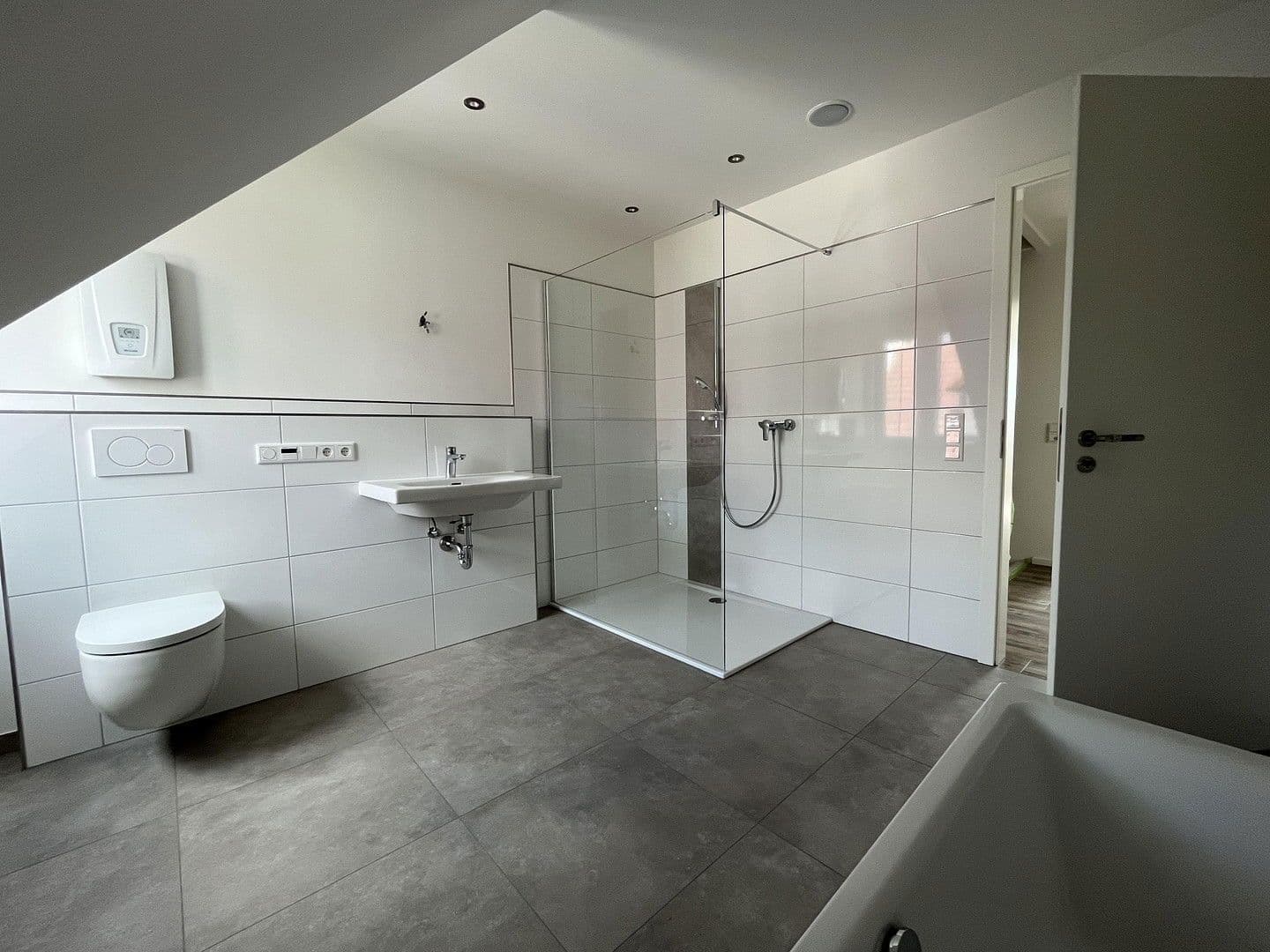 Prenájom domu 134 m², pozemek 750 m², Krümser Str. 99 b, Drage, Dolné Sasko Prenájom domu 134 m², pozemek 750 m², Krümser Str. 99 b, Drage, Dolné Sasko