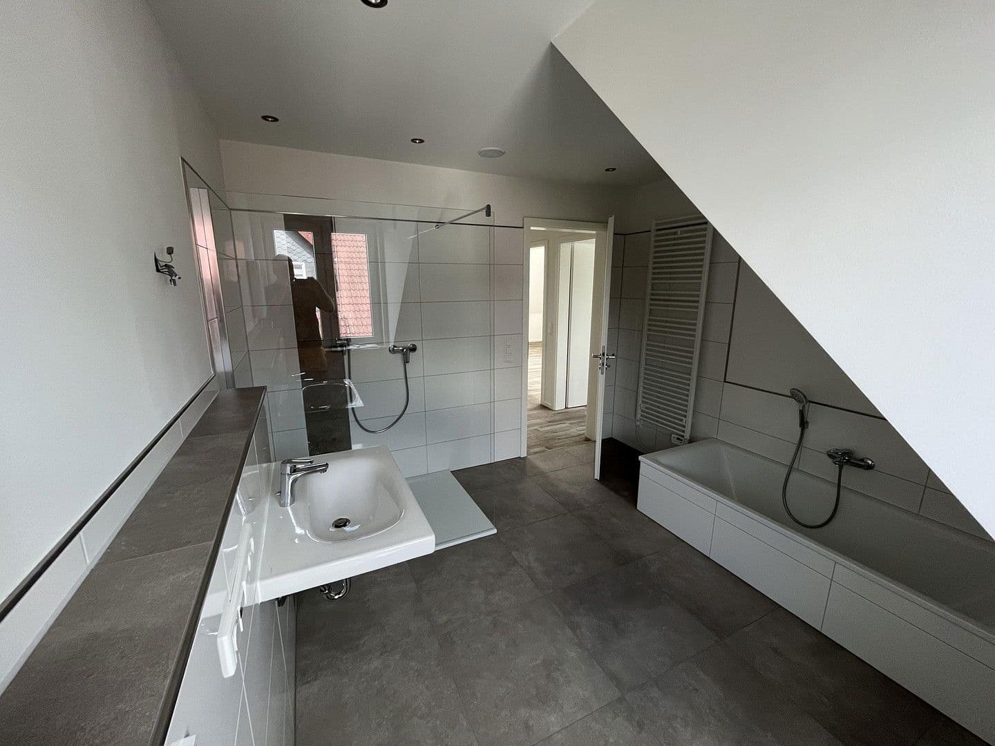 Prenájom domu 134 m², pozemek 750 m², Krümser Str. 99 b, Drage, Dolné Sasko Prenájom domu 134 m², pozemek 750 m², Krümser Str. 99 b, Drage, Dolné Sasko