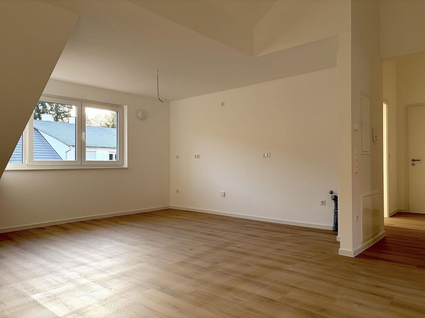 Prenájom bytu 3-izbový 70 m², Mauerbergstr. 83, Baden-Baden, Bádensko-Wurttembersko Prenájom bytu 3-izbový 70 m², Mauerbergstr. 83, Baden-Baden, Bádensko-Wurttembersko