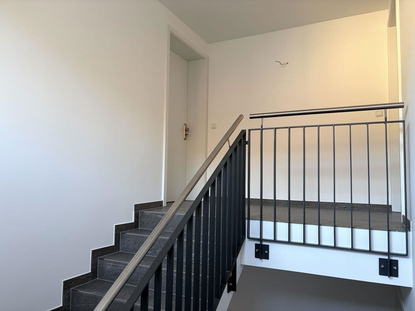 Prenájom bytu 3-izbový 70 m², Mauerbergstr. 83, Baden-Baden, Bádensko-Wurttembersko Prenájom bytu 3-izbový 70 m², Mauerbergstr. 83, Baden-Baden, Bádensko-Wurttembersko