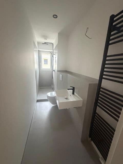 Prenájom bytu 2-izbový 59 m², Parkstr. 57 A, Berlin, Berlín Prenájom bytu 2-izbový 59 m², Parkstr. 57 A, Berlin, Berlín